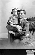 Avshalom with his niece, Zahara, in 1911.