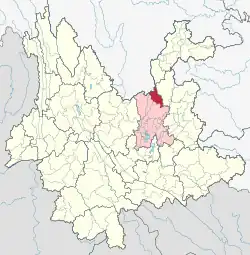 Location of Dongchuan (red) within Kunming (pink), Yunnan (yellow)