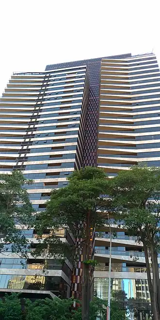 La Bella Vita is covered with amber color windows