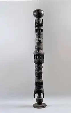 Black Totem (1961), mixed media , h. 106 cm