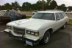 1975 Pontiac Grand Safari