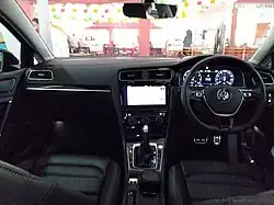 Interior (facelift)