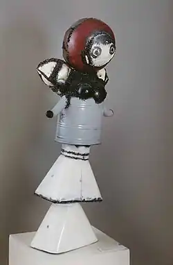 Surprised Cherub (1989-1990), welded enamel, h. 120 cm