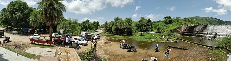 A panoramic view looking 180 degrees around the Sarju Sagar Dam in 2019
