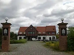 Adamowo-Osiedle, folwark