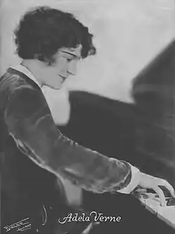 1927 publicity photo