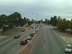 Albany Highway as a dual carriageway in Cannington