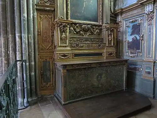 Altar and antependium of the Chapel of Sainte-Catherine