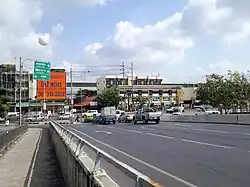 Final stretch of Ekkamai Road that crosses Khlong Saen Seap in Bang Kapi Subdistrict area.