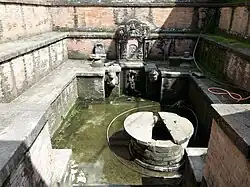 Well in Golmadhi Hiti, Bhaktapur