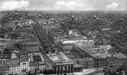 Aerial view of Unter den Linden, with Hotel Adlon at center, October 1931