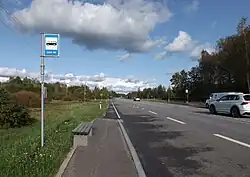 Bus stop in Vainu