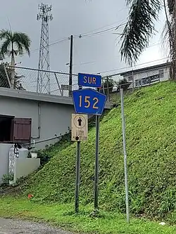 Southbound sign in Quebradillas, Barranquitas