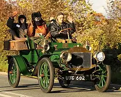 1904 Columbia gasoline 2-cylinder 12/14HP rear-entrance tonneau