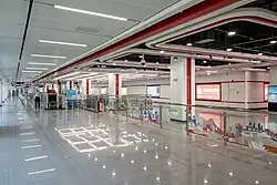 Line 2 concourse