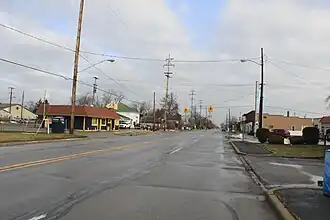 Looking north along S. Dixie Highway (M-125)