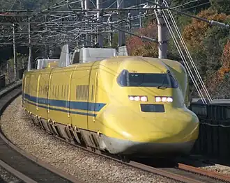 JR West's Class 923 "Doctor Yellow" set T5 on the Sanyo Shinkansen, December 2009