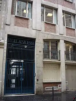Entrance of 107, rue Notre-Dame-des-Champs
