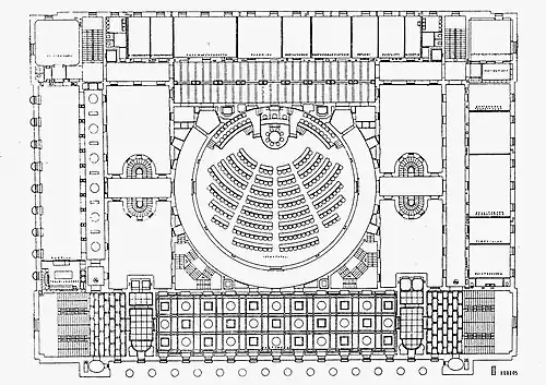 Floor plan of the second floor. In the middle is the State Hall, the Session Hall and the speakers' rooms, on the left is the cafeteria and one of the three meeting rooms specifically reserved for female MPs. On the right, the meeting rooms reserved for the use of the parliamentary councils. Four patios are located on both sides of the Parliamentary House's Session Hall.