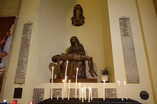 Pieta in wood carved by Gustave Dermigny (1955)