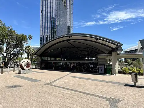 Elizabeth Quay station underground platform