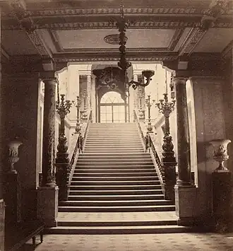 Escalier d'honneur