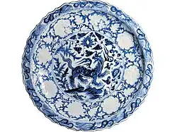 Baizi" dish, Jingdhezen kilns (China), hard porcelain, mid-14th century (Yuan dynasty).