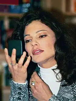 Image 9Nude and darker shades of lipstick seemed popular throughout the decade. (Fran Drescher, 1996) (from 1990s in fashion)