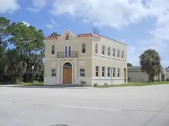 Golden Gate Building, built in 1925