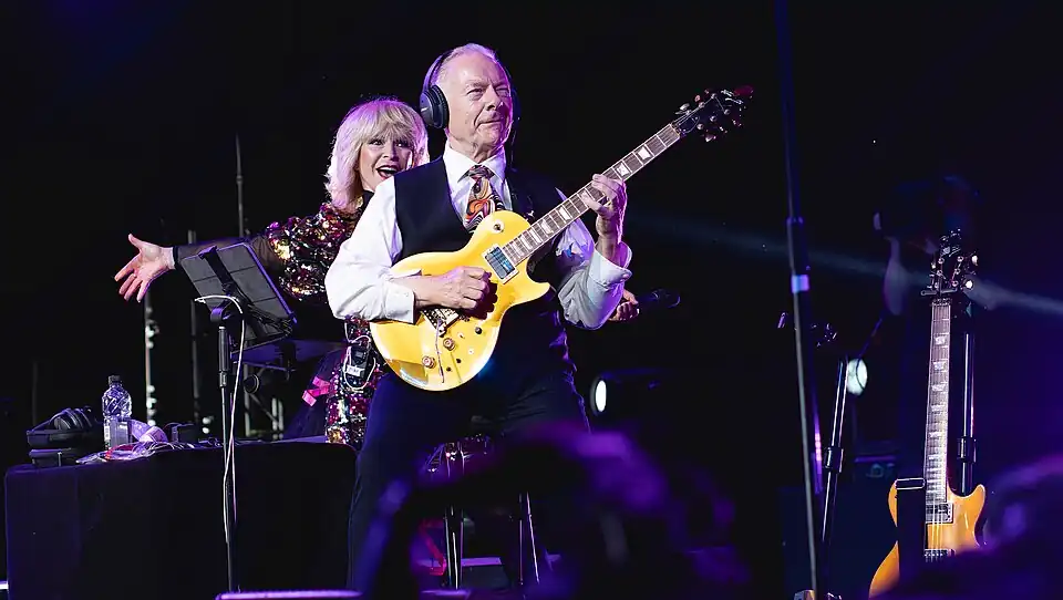 GreenDayIOW230624 (117 of 367) (53818597449).jpg