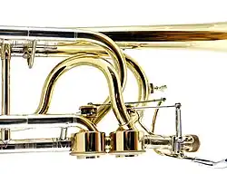 Two independent Hagmann valves