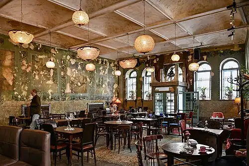 Chewra Thilim Synagogue, interior