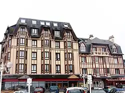 The hôtel des bains