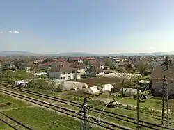 A photo of a part of the railway and the houses near it