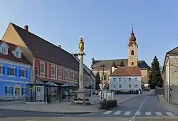 Main square in Ilz with parish church