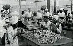 Indians making muitions on the Home Front 1915.jpg