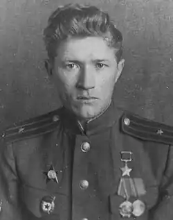 Sidorenko wearing his Hero of the Soviet Union Golden Star medal