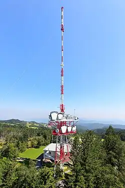 The Sendeturm Jauerling is a partially guyed 141 meter tower built in 1958, consisting of a 35-metre-high free-standing steel framework tower, which carries a 106 meter guyed steel tube mast on the top