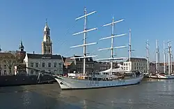 Ship at the IJsselkade