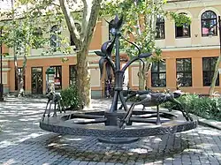 A statue in the city centre