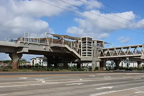 Skyline Keoneae Station fabric canopies, Honolulu, HI (Photo: Musashi1600)