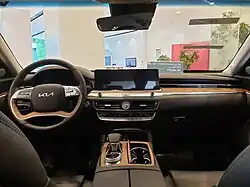 Interior (facelift)