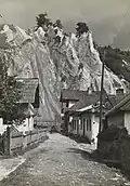 Old houses under Castle Hill, before 1939