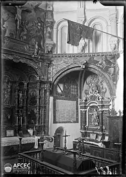 Chapel of Talavera of the Old Cathedral, photo dated 1880–1926. Memòria Digital de Catalunya.