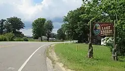 Road signage along Mannsiding Road