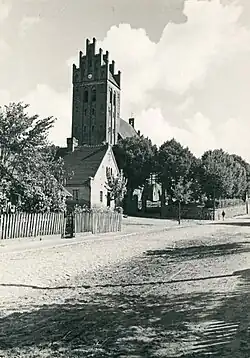 A gelatin silver print of the village centre produced by Henryk Poddębski, c. 1930s