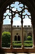 Cloister tracery in the English Gothic tradition