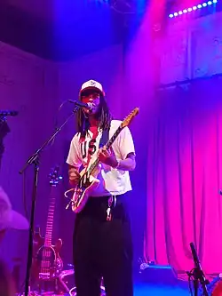 Muroki performing in 2024