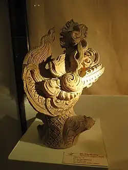 Dragon head. Terracotta, 14th–15th century. National Museum of Vietnamese History, Hanoi.