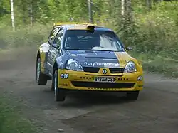 Renault Clio S1600 at the 2004 Rally Finland.